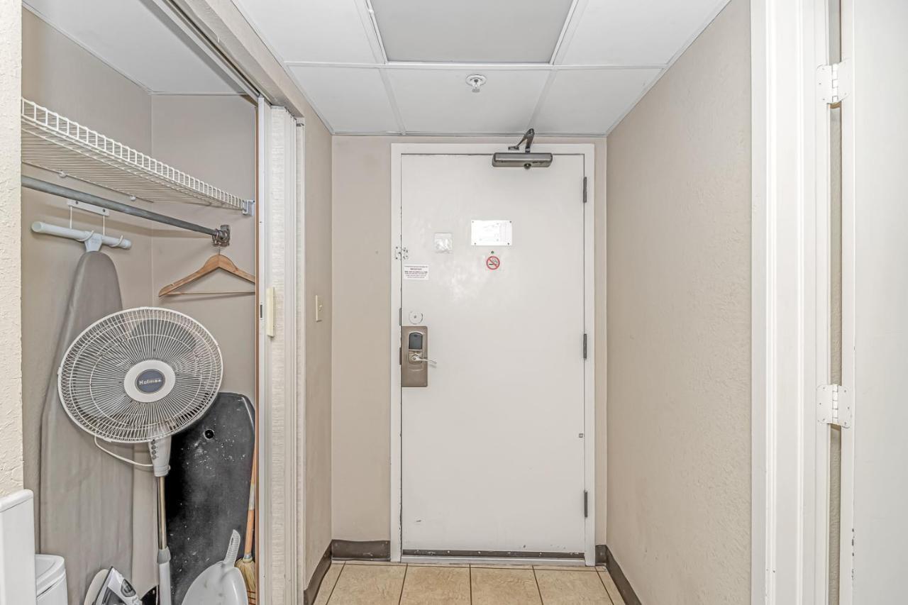 Oceanview 1 Bedroom Suite Landmark Resort 548 Perfect For A Couple Or Party Of 4 Myrtle Beach Exteriör bild